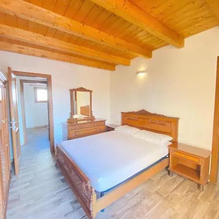 Pettirosso 5 Apartment *